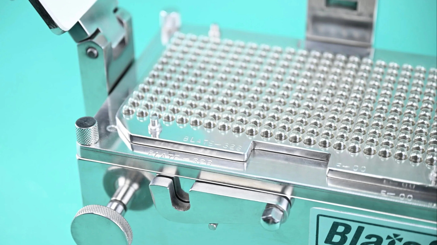 Semi-Automatic Capsule Filling Machine From Blated